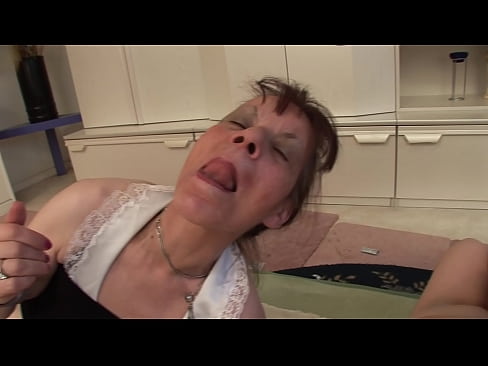 ❤️ Ogogo ababili nomkhulu oyedwa banabathathu kithi zu.dewporn.ru