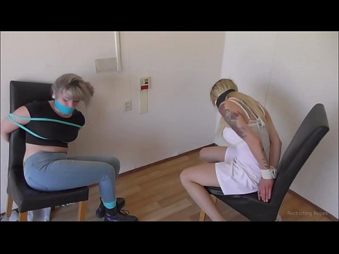 ❤️ Umlutha / uboshwe futhi uboshwe / intombazane ecindezelekile kithi zu.dewporn.ru